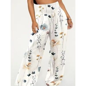 377 NWOT Floral High-Waisted Wide-Leg Pants